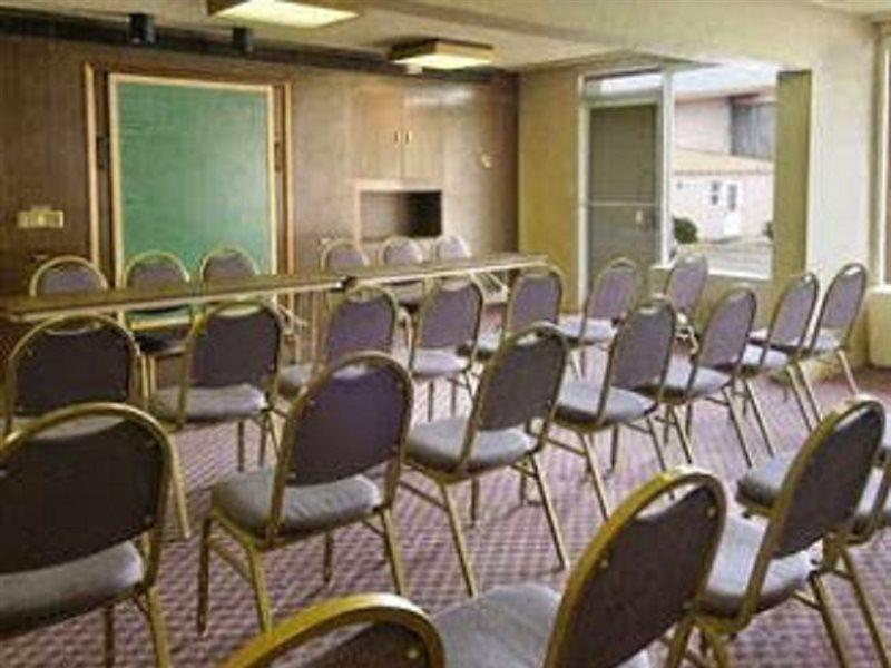 Rodeway Inn & Suites Ντένβερ Ανέσεις φωτογραφία